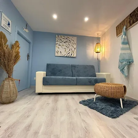 La Vela Apartment *